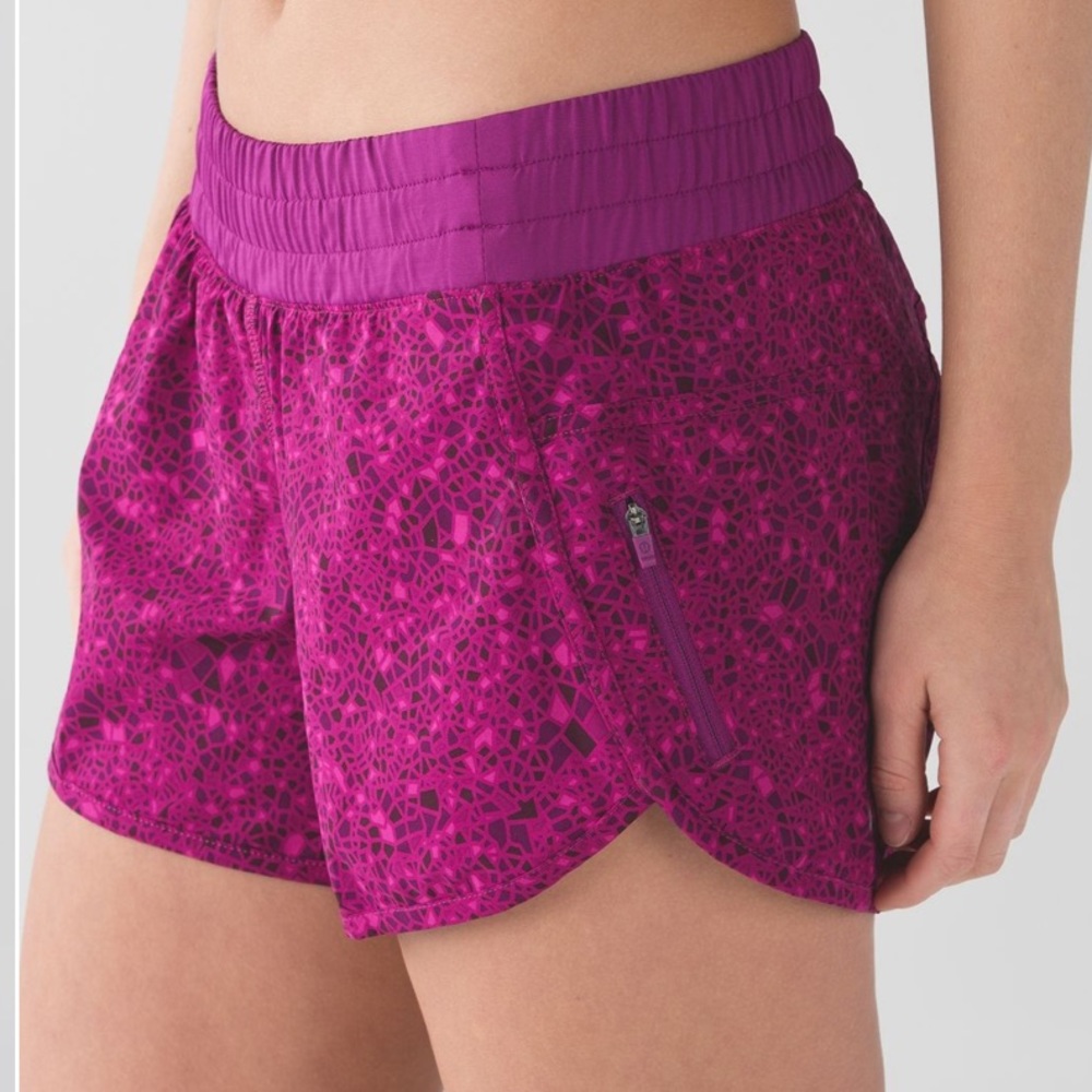 Lululemon Tracker Short III - Picture 3 of 11